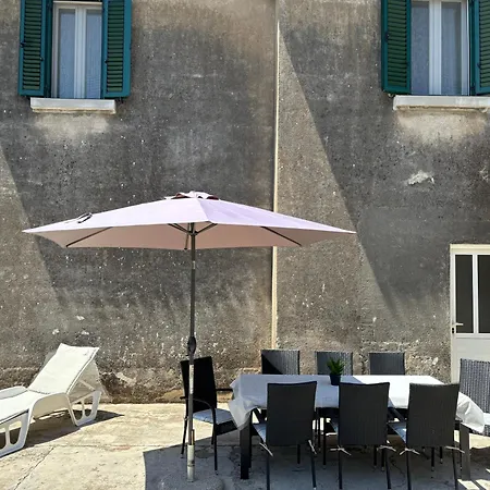 Appartamento Authentic Dalmatian House Kaštela