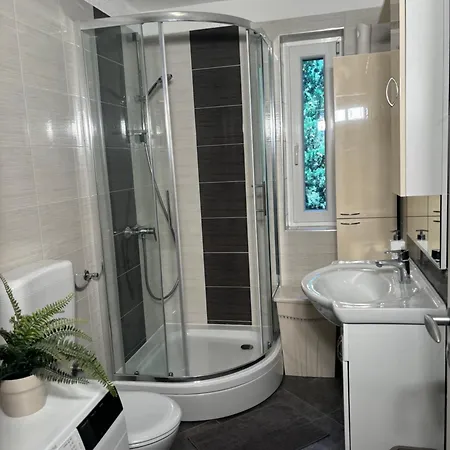 Authentic Dalmatian House Apartman *