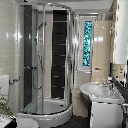 Authentic Dalmatian House Apartment Kaštela