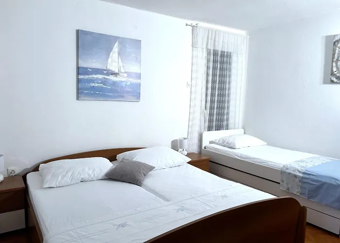 Authentic Dalmatian House * Kastela